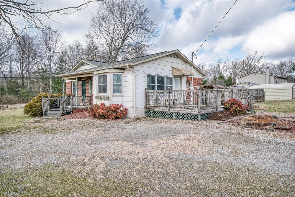 23 Oak Hill Drive Crossville, TN 38572