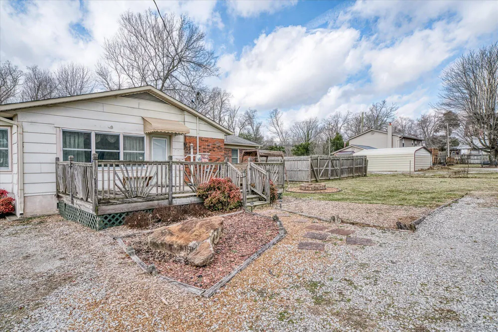 23 Oak Hill Drive Crossville, TN 38572