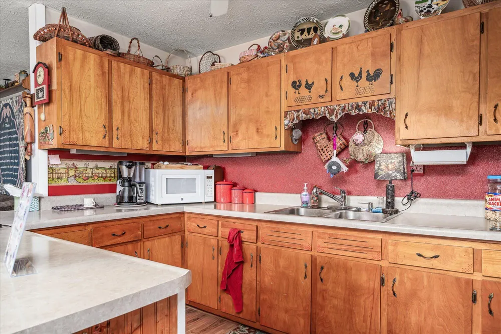 23 Oak Hill Drive Crossville, TN 38572
