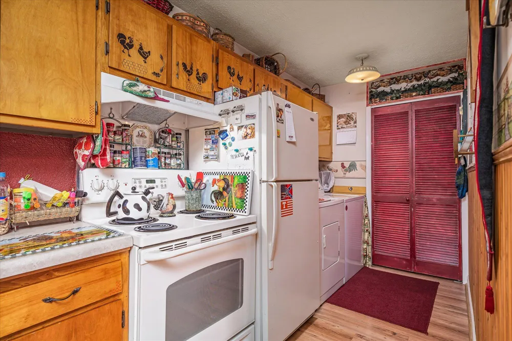 23 Oak Hill Drive Crossville, TN 38572