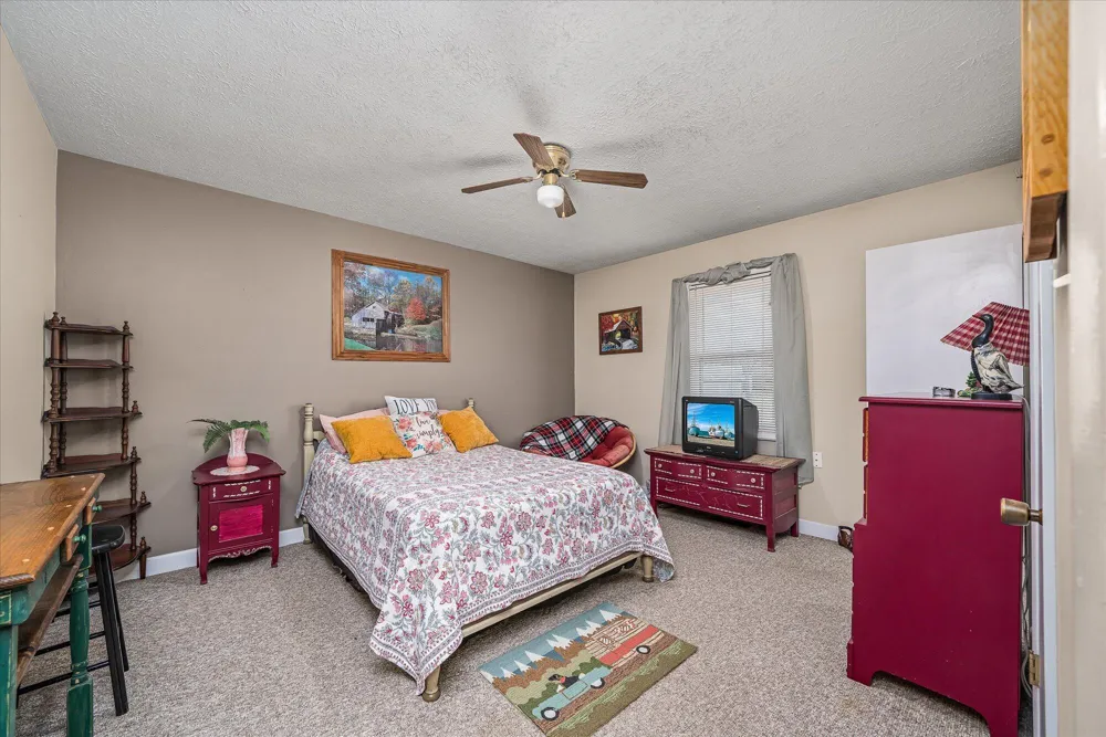 23 Oak Hill Drive Crossville, TN 38572