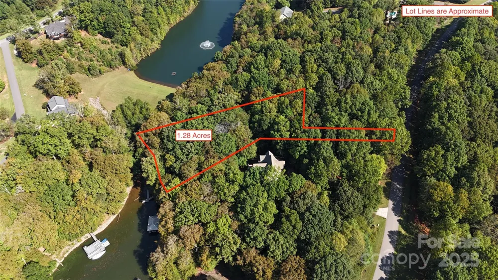 204 S Harbor Watch Drive Statesville, NC 28677