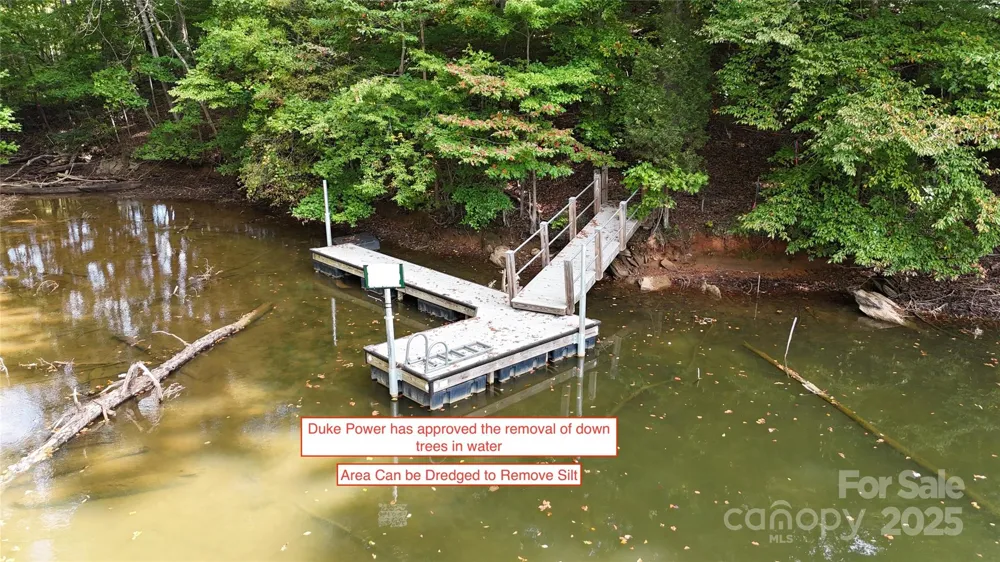204 S Harbor Watch Drive Statesville, NC 28677