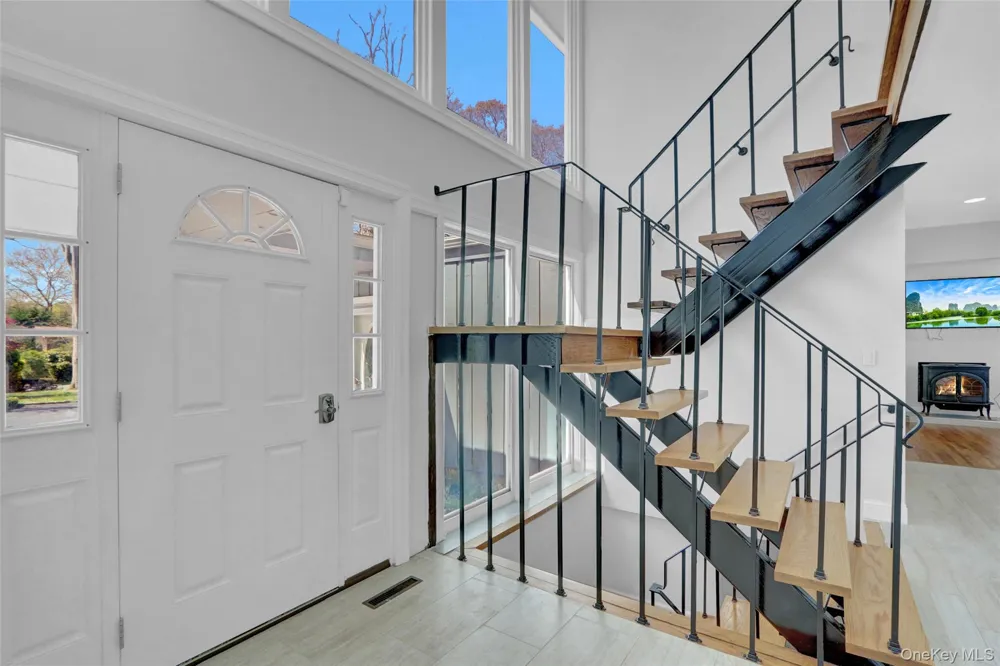 25 Wildwood Road Rocky Point, NY 11778