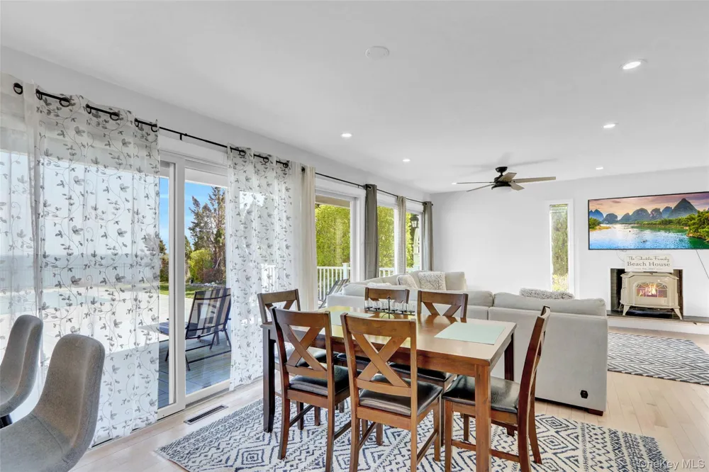 25 Wildwood Road Rocky Point, NY 11778