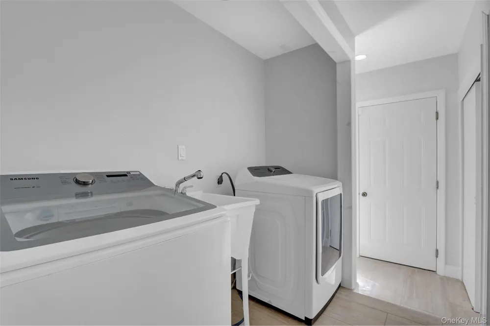 25 Wildwood Road Rocky Point, NY 11778