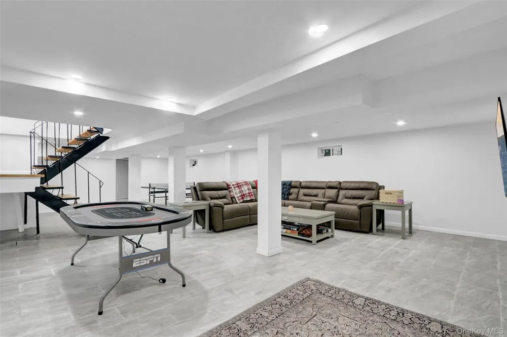 25 Wildwood Road Rocky Point, NY 11778
