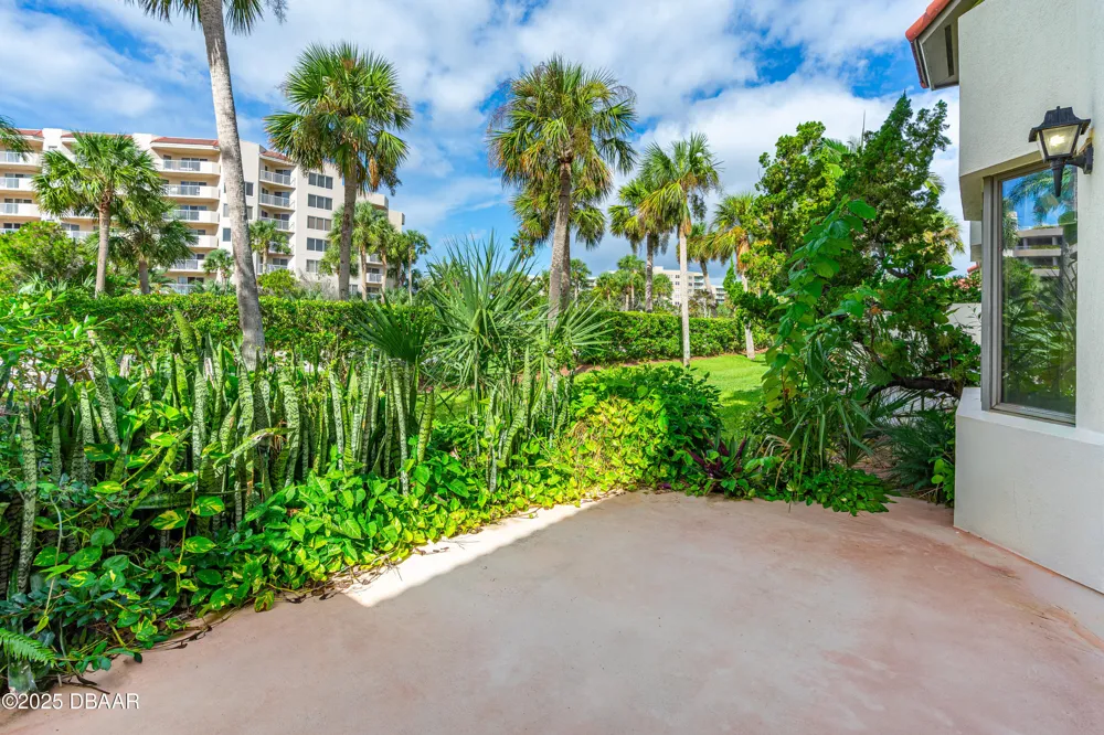 2966 Oceans Trace Daytona Beach, FL 32118