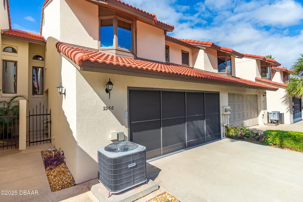 2966 Oceans Trace Daytona Beach, FL 32118