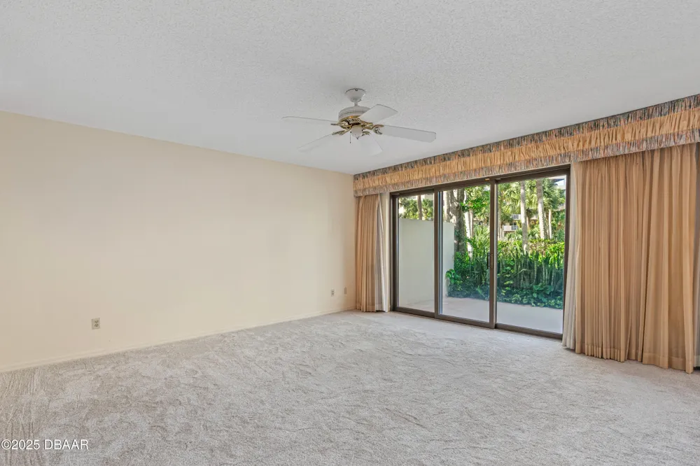 2966 Oceans Trace Daytona Beach, FL 32118