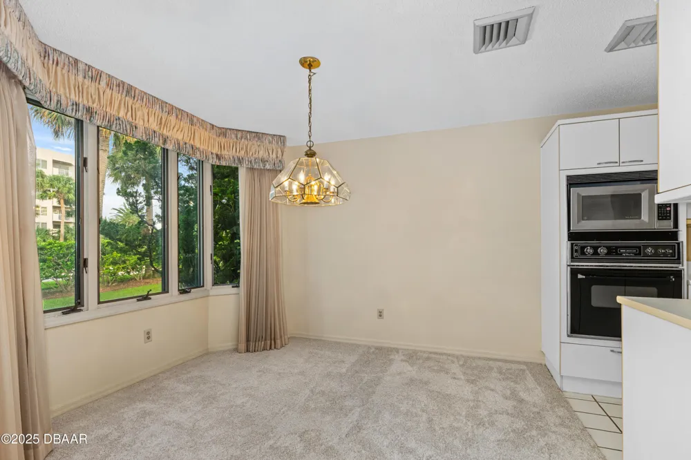 2966 Oceans Trace Daytona Beach, FL 32118