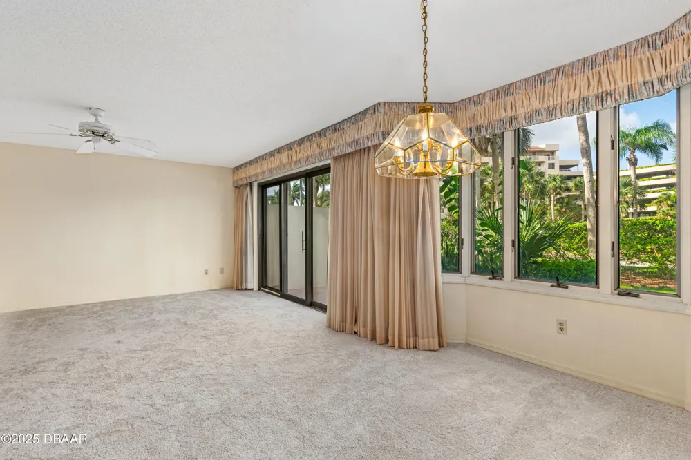2966 Oceans Trace Daytona Beach, FL 32118