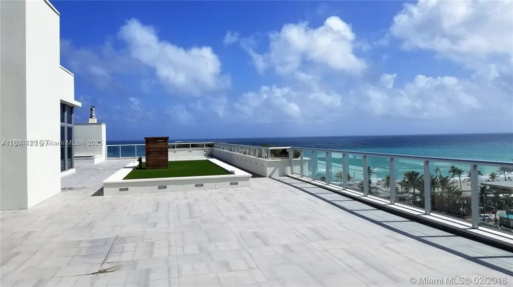 777 OCEAN DRIVE #N229 Hollywood, FL 33019