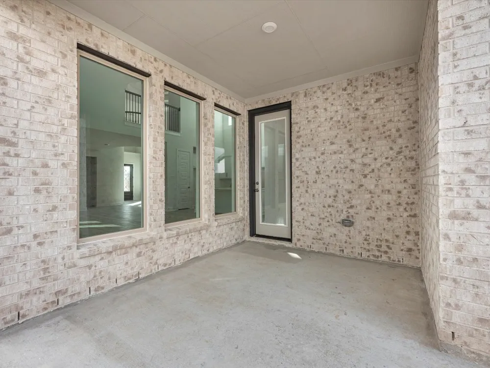 137 Emerald Grove Drive Georgetown, TX 78633