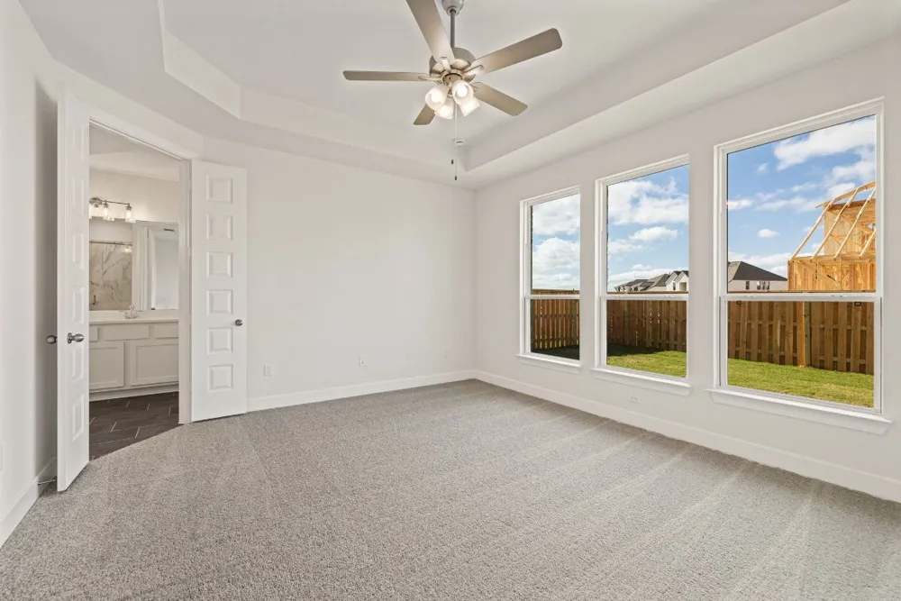137 Emerald Grove Drive Georgetown, TX 78633