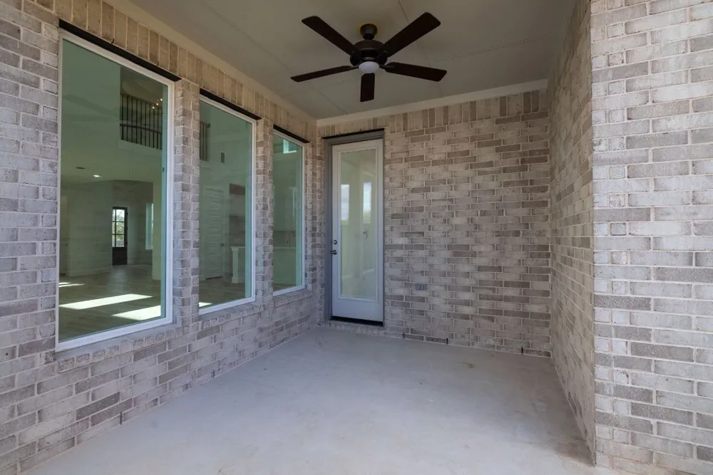 137 Emerald Grove Drive Georgetown, TX 78633