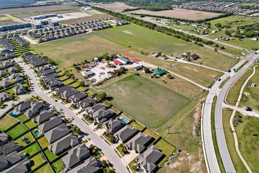 301 E Finley Boulevard Anna, TX 75409