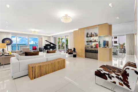 5134 Fisher Island Dr #5134