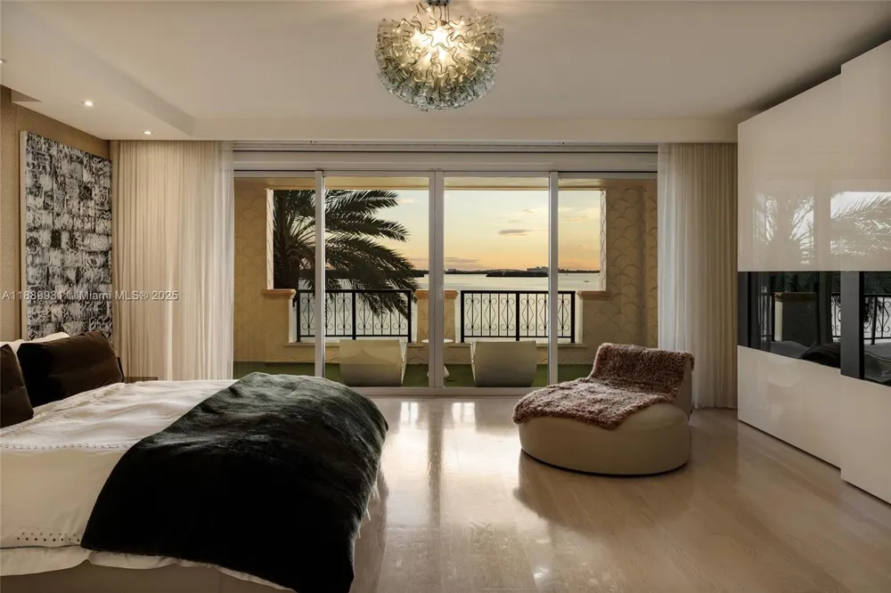 5134 Fisher Island Dr #5134 Miami Beach, FL 33109