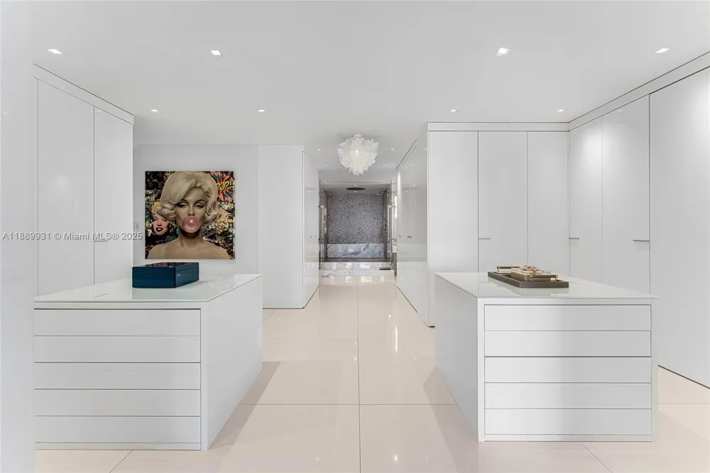 5134 Fisher Island Dr #5134 Miami Beach, FL 33109