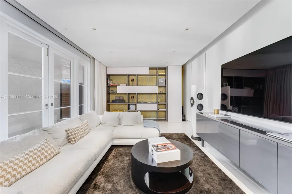 5134 Fisher Island Dr #5134 Miami Beach, FL 33109