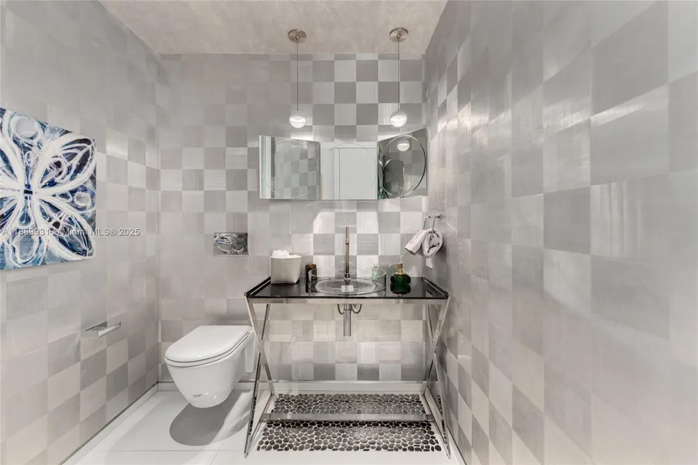 5134 Fisher Island Dr #5134 Miami Beach, FL 33109