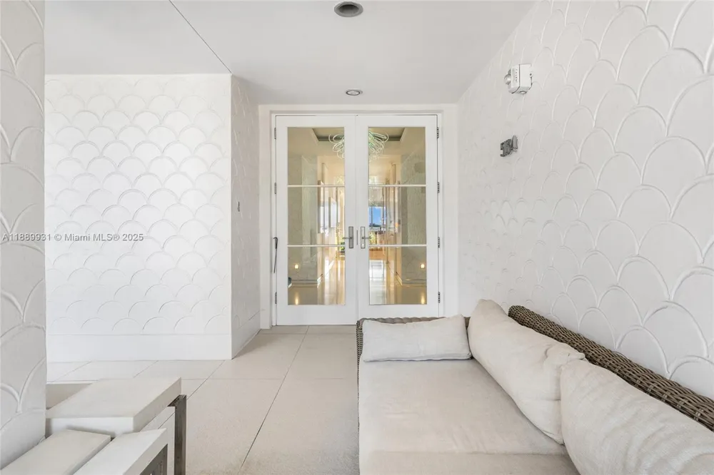 5134 Fisher Island Dr #5134 Miami Beach, FL 33109