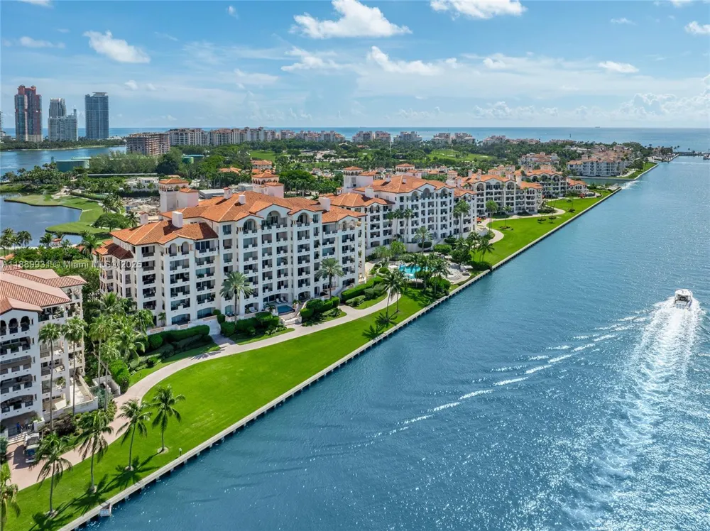 5134 Fisher Island Dr #5134 Miami Beach, FL 33109