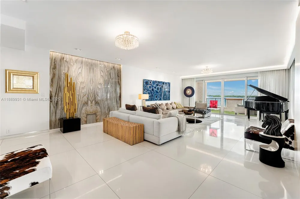 5134 Fisher Island Dr #5134 Miami Beach, FL 33109