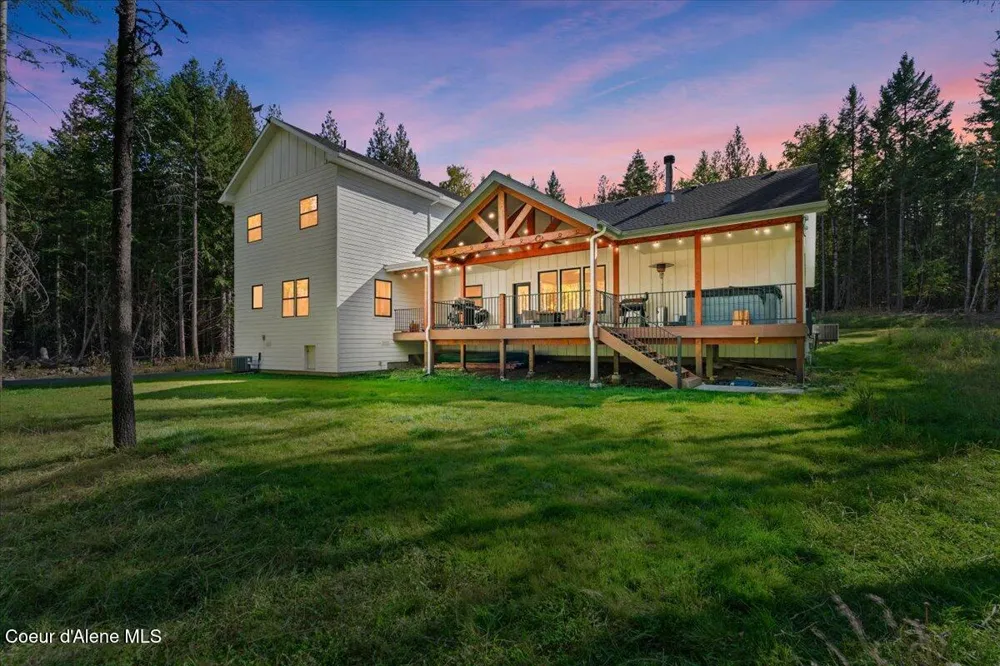 95 KLICKITAT ROAD Cocolalla, ID 83813