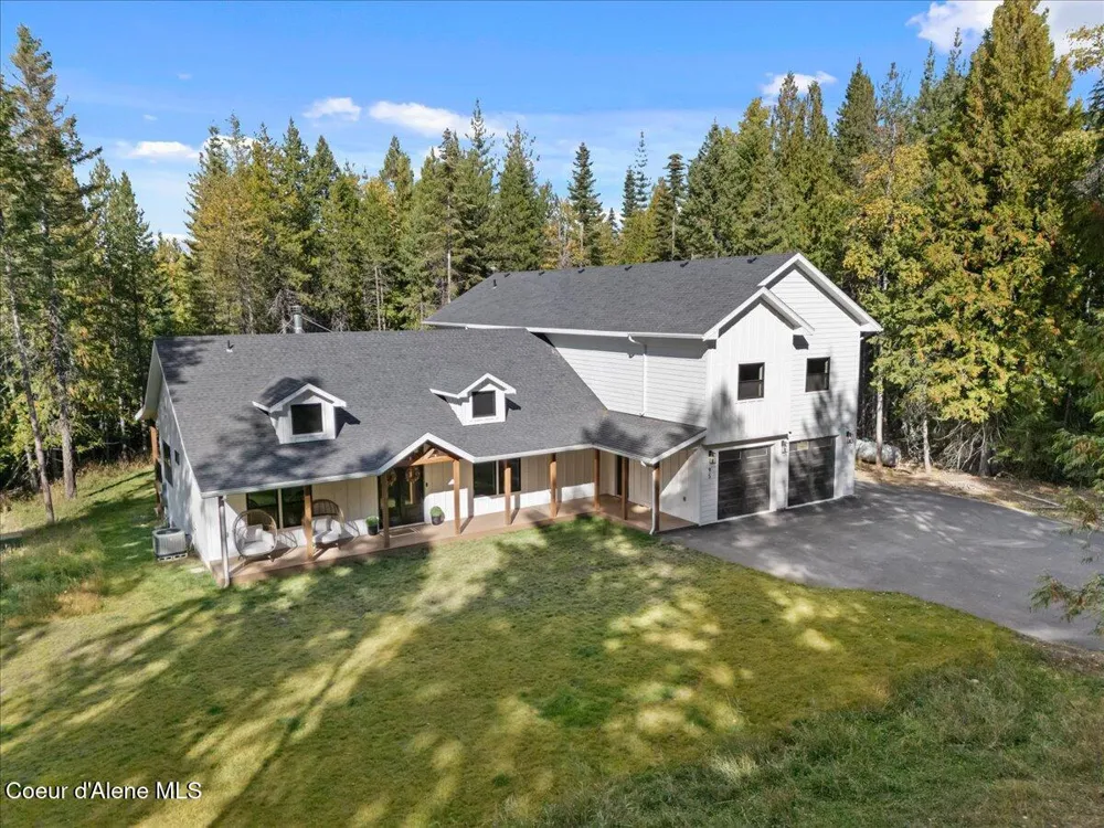 95 KLICKITAT ROAD Cocolalla, ID 83813