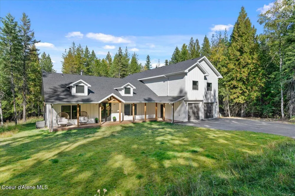 95 KLICKITAT ROAD Cocolalla, ID 83813