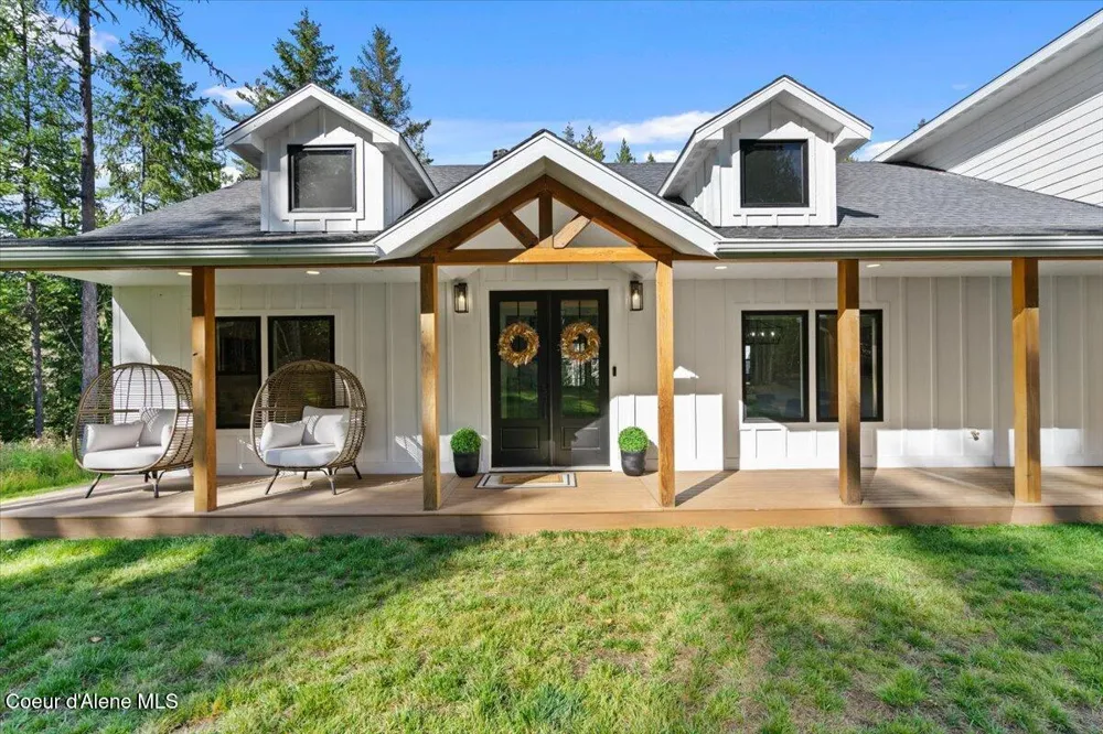 95 KLICKITAT ROAD Cocolalla, ID 83813