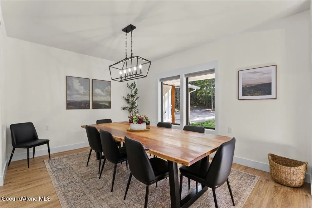 95 KLICKITAT ROAD Cocolalla, ID 83813