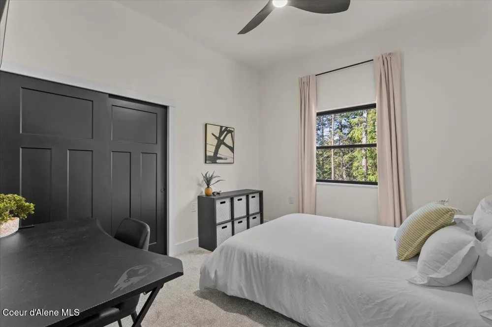95 KLICKITAT ROAD Cocolalla, ID 83813