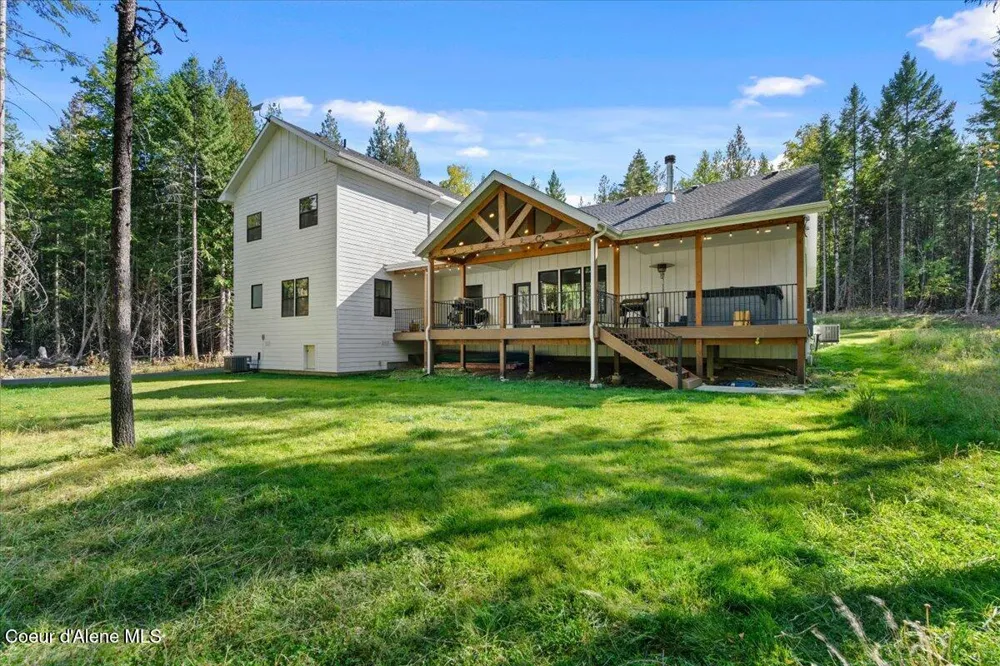 95 KLICKITAT ROAD Cocolalla, ID 83813