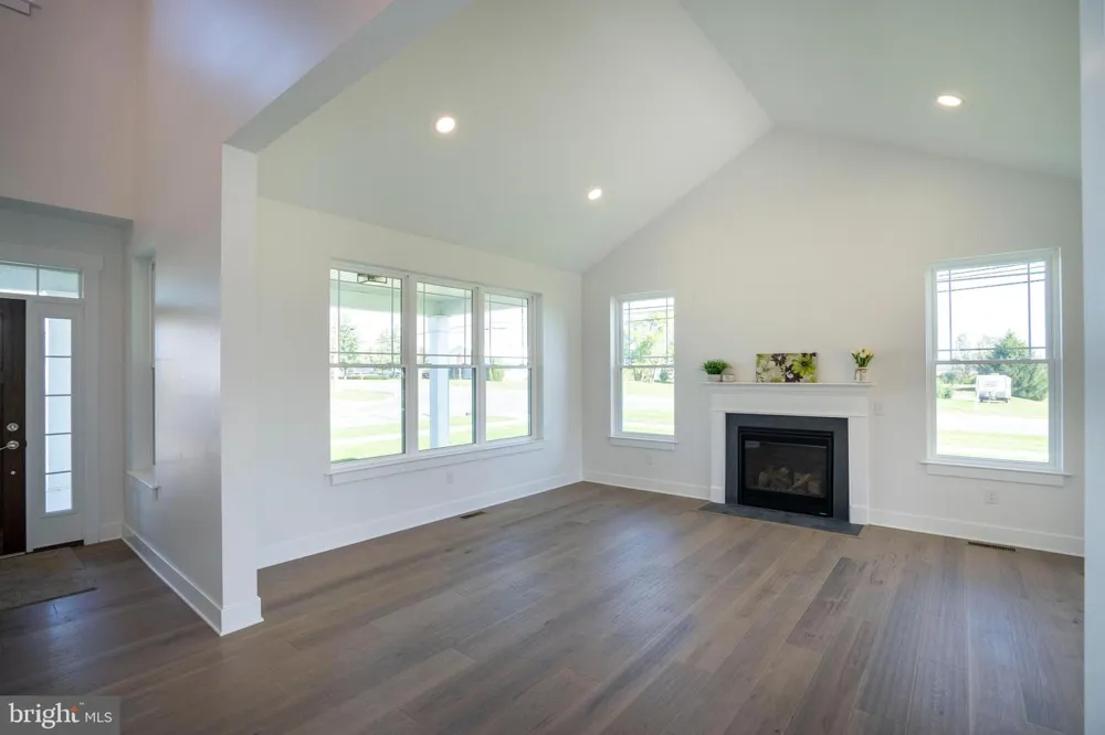 178 APPLE VIEW DRIVE State College, PA 16801