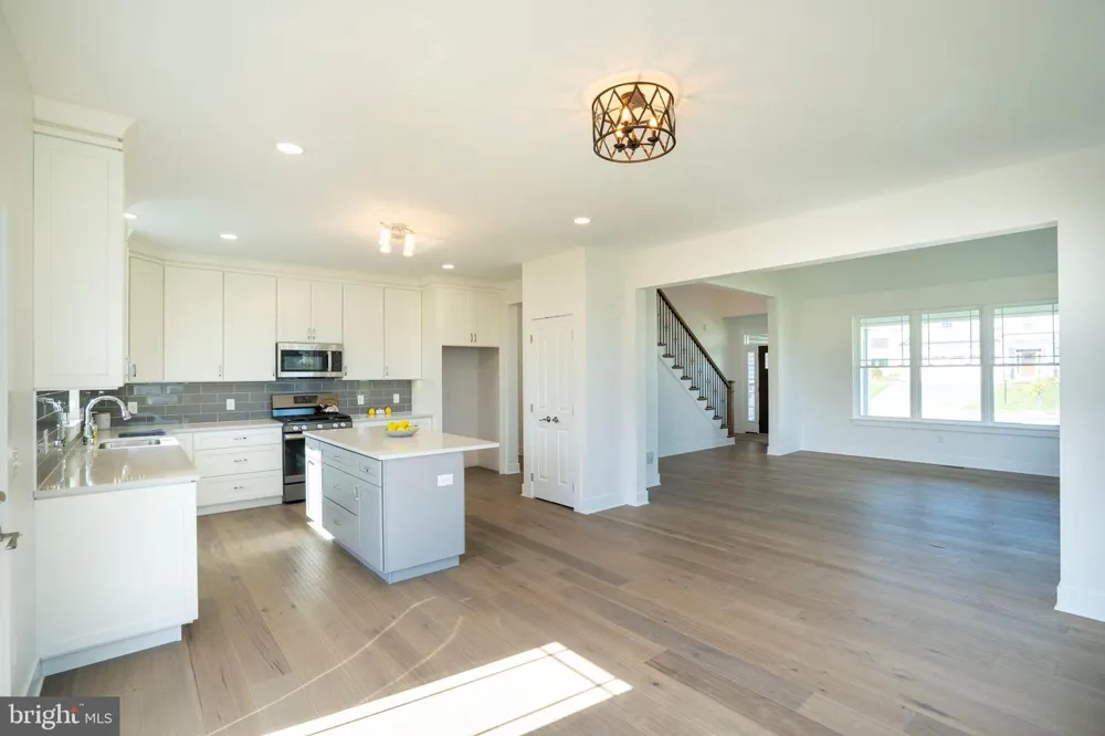 178 APPLE VIEW DRIVE State College, PA 16801