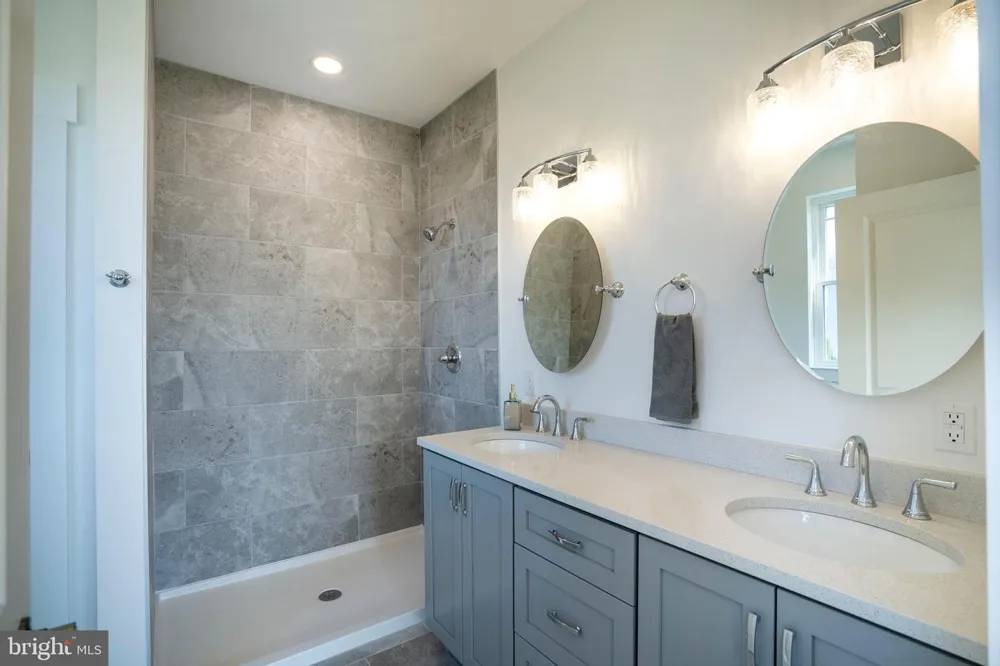 178 APPLE VIEW DRIVE State College, PA 16801