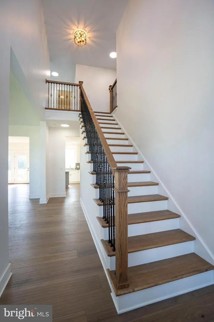 178 APPLE VIEW DRIVE State College, PA 16801