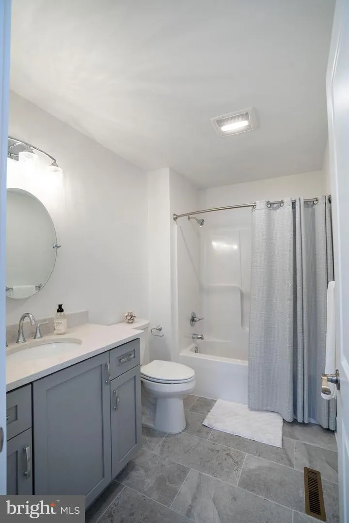 178 APPLE VIEW DRIVE State College, PA 16801