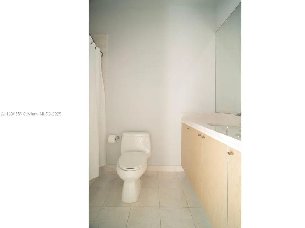 900 Brickell Key Blvd #2204 Miami, FL 33131