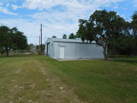6755 Hwy 35 N