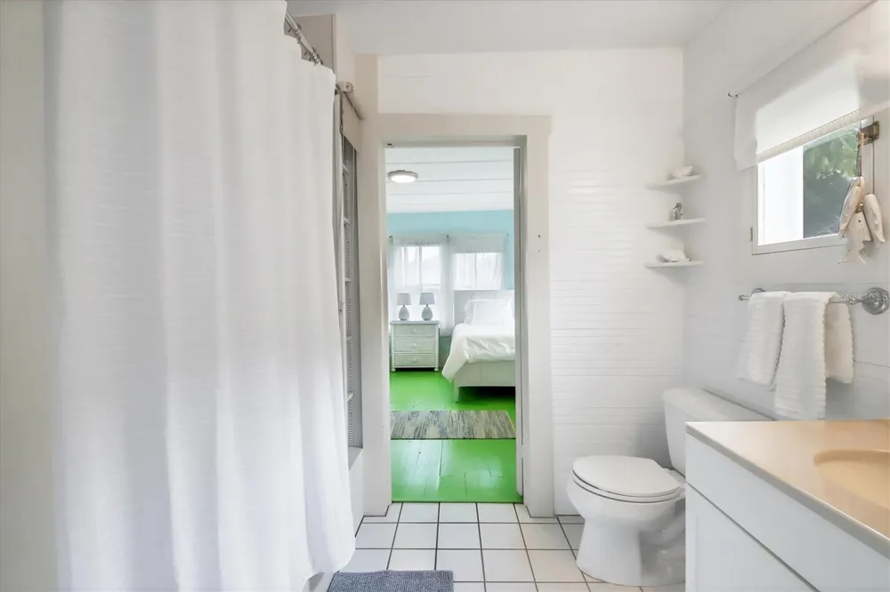 241 GILCHRIST AVENUE #C Boca Grande, FL 33921