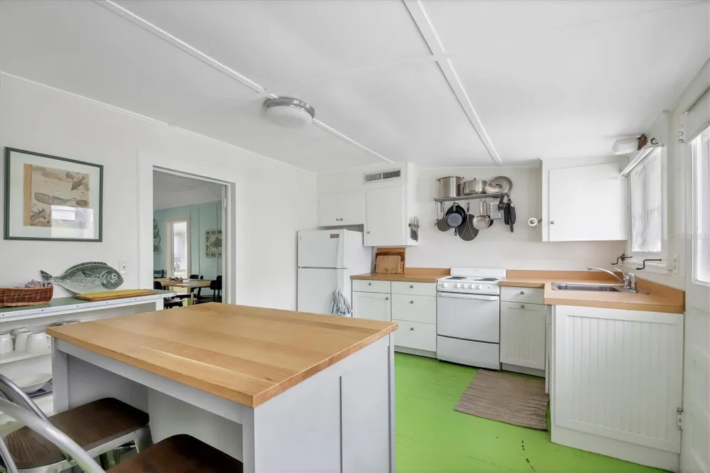 241 GILCHRIST AVENUE #C Boca Grande, FL 33921
