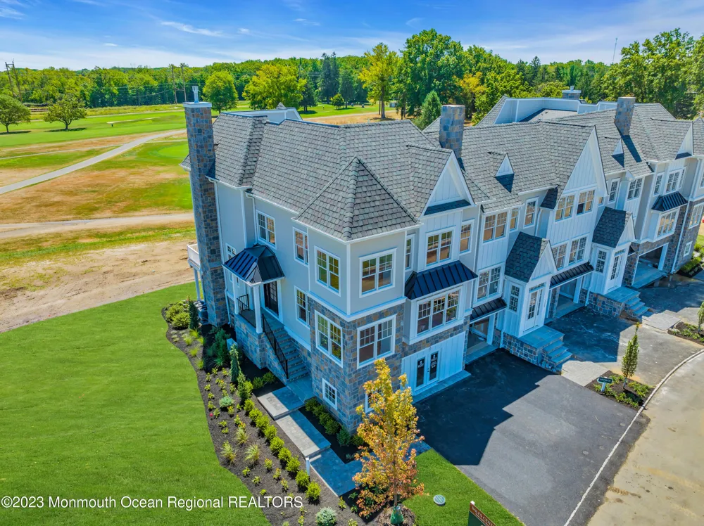 174 Eagle Way Eatontown, NJ 07724