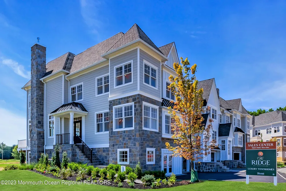 174 Eagle Way Eatontown, NJ 07724