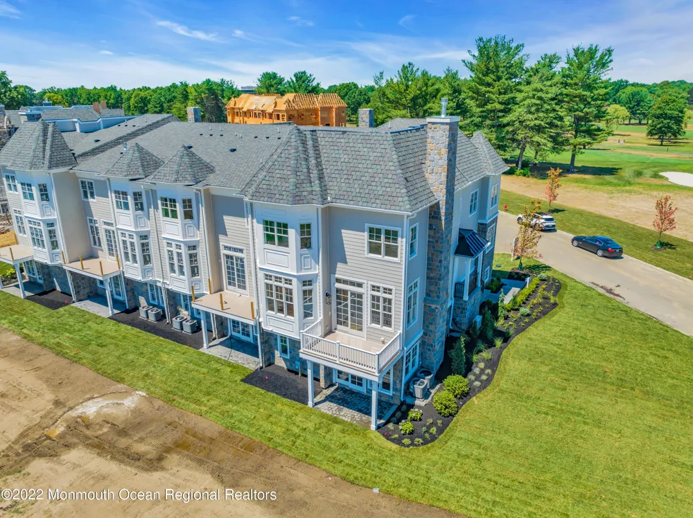 174 Eagle Way Eatontown, NJ 07724