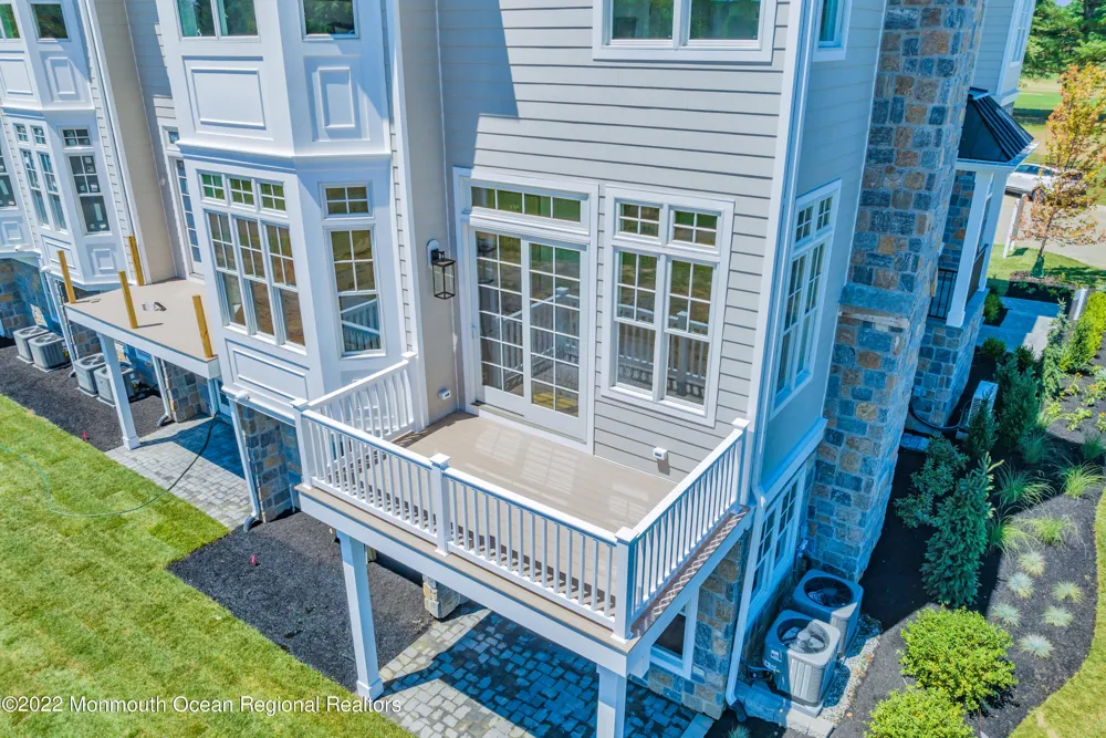 174 Eagle Way Eatontown, NJ 07724
