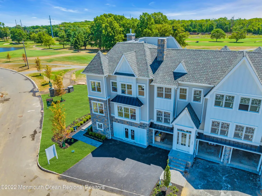 174 Eagle Way Eatontown, NJ 07724